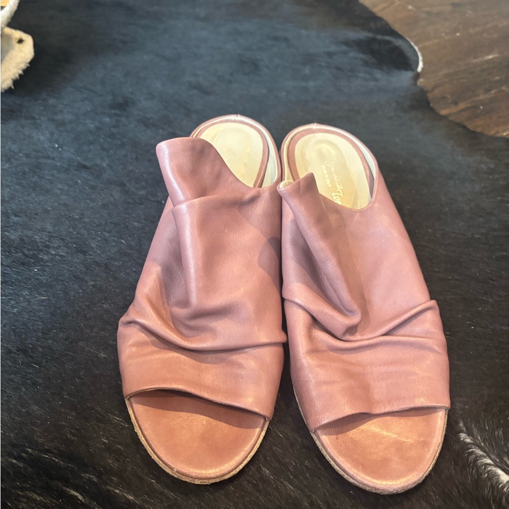 Gianvito Rossi Mauve Leather Mules - Picture 3 of 7